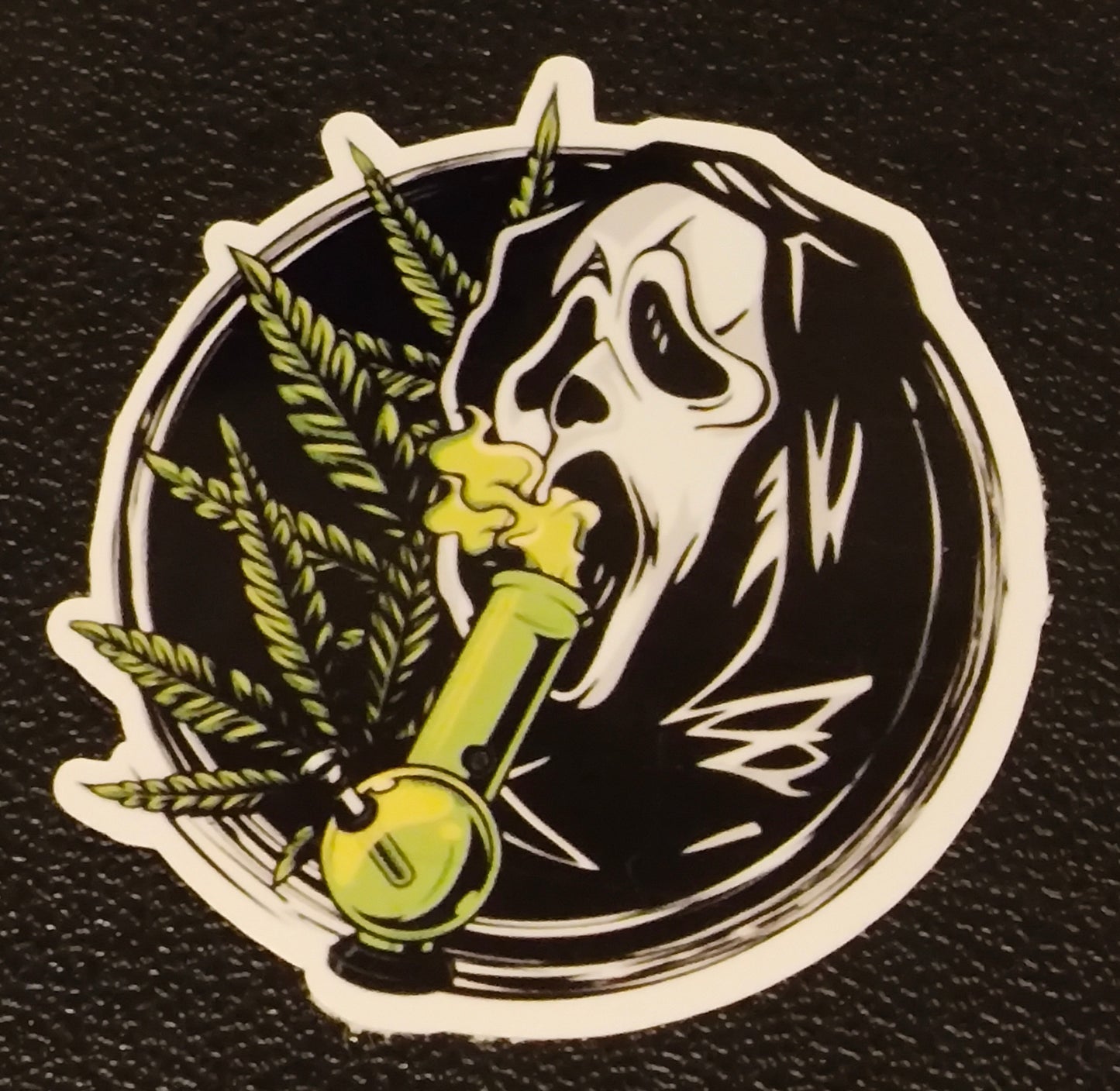 Ghost Face w Bong